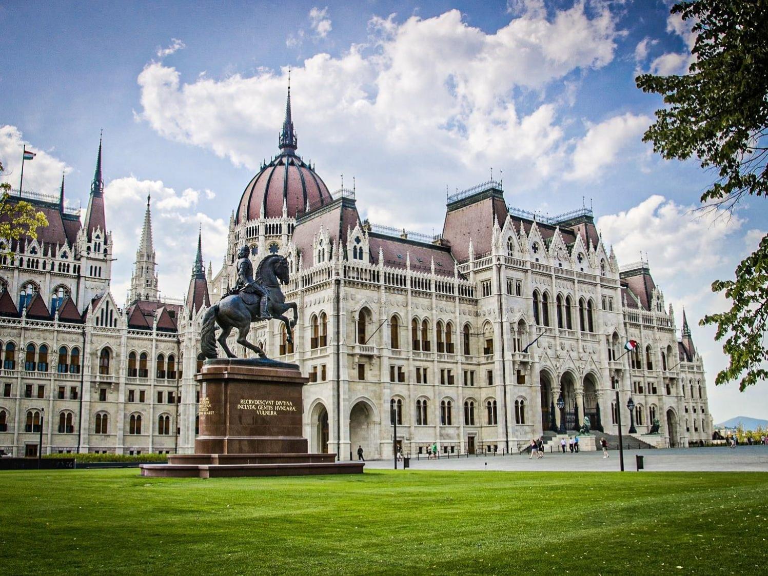Erika'S Downtown Home Budapest Bagian luar foto